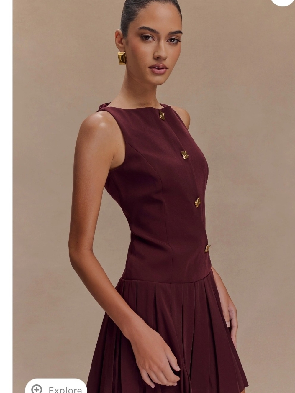 Meshki Sleeveless Pleated Mini Dress in Wine L - Picture 2 of 8